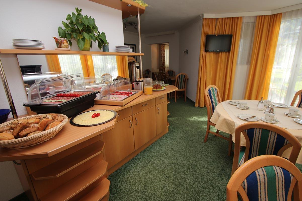 Apart Maximilian Apartment *